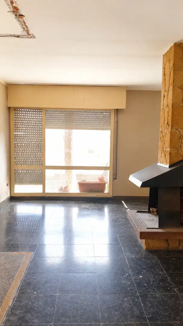 Casa o chalet en venta en La Torre de Claramunt con Terraza, Trastero y Alarma
