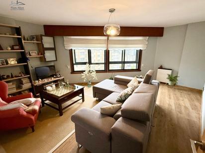 Living room of Flat for sale in A Coruña Capital   with Heating and Storage room