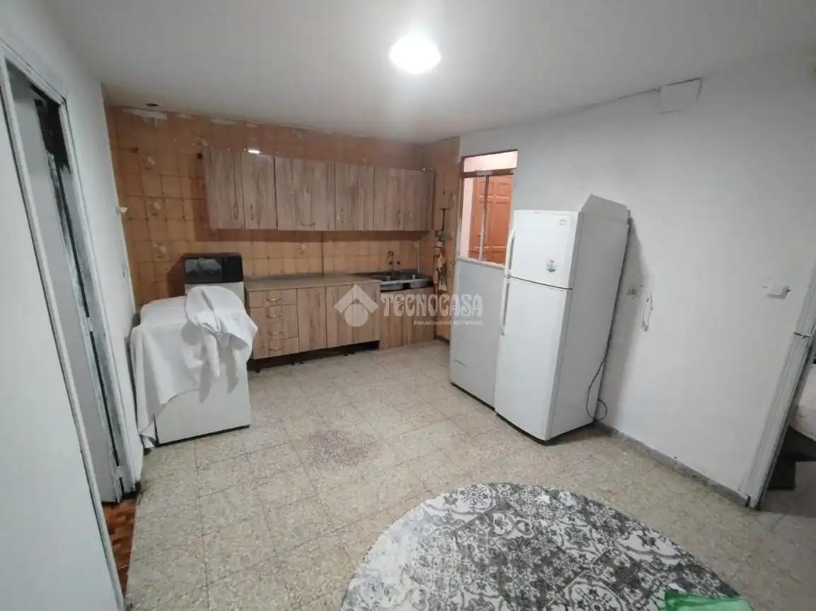 Casa adosada en venda en Espeluy amb Aire condicionat i Terrassa