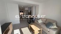 Living room of Flat to rent in  Madrid Capital  with Storage room, Furnished and Washing machine