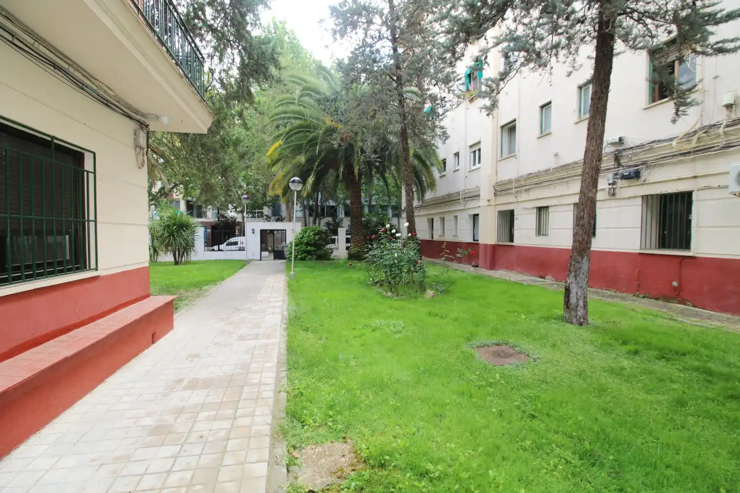 Vista exterior de Piso en venta en Ciudad Real con Aire acondicionado, Calefacción y Terraza