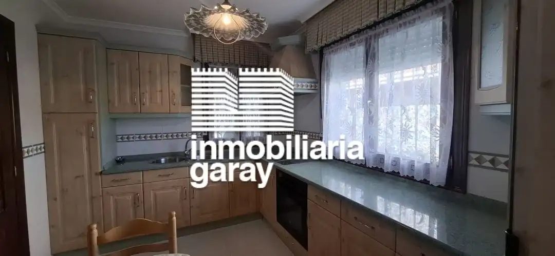 Adossat en venda a Villarcayo de Merindad de Castilla la Vieja, imagen 2