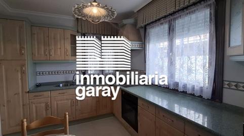 Foto 2 de Casa adosada en venta en Villarcayo de Merindad de Castilla la Vieja, Burgos