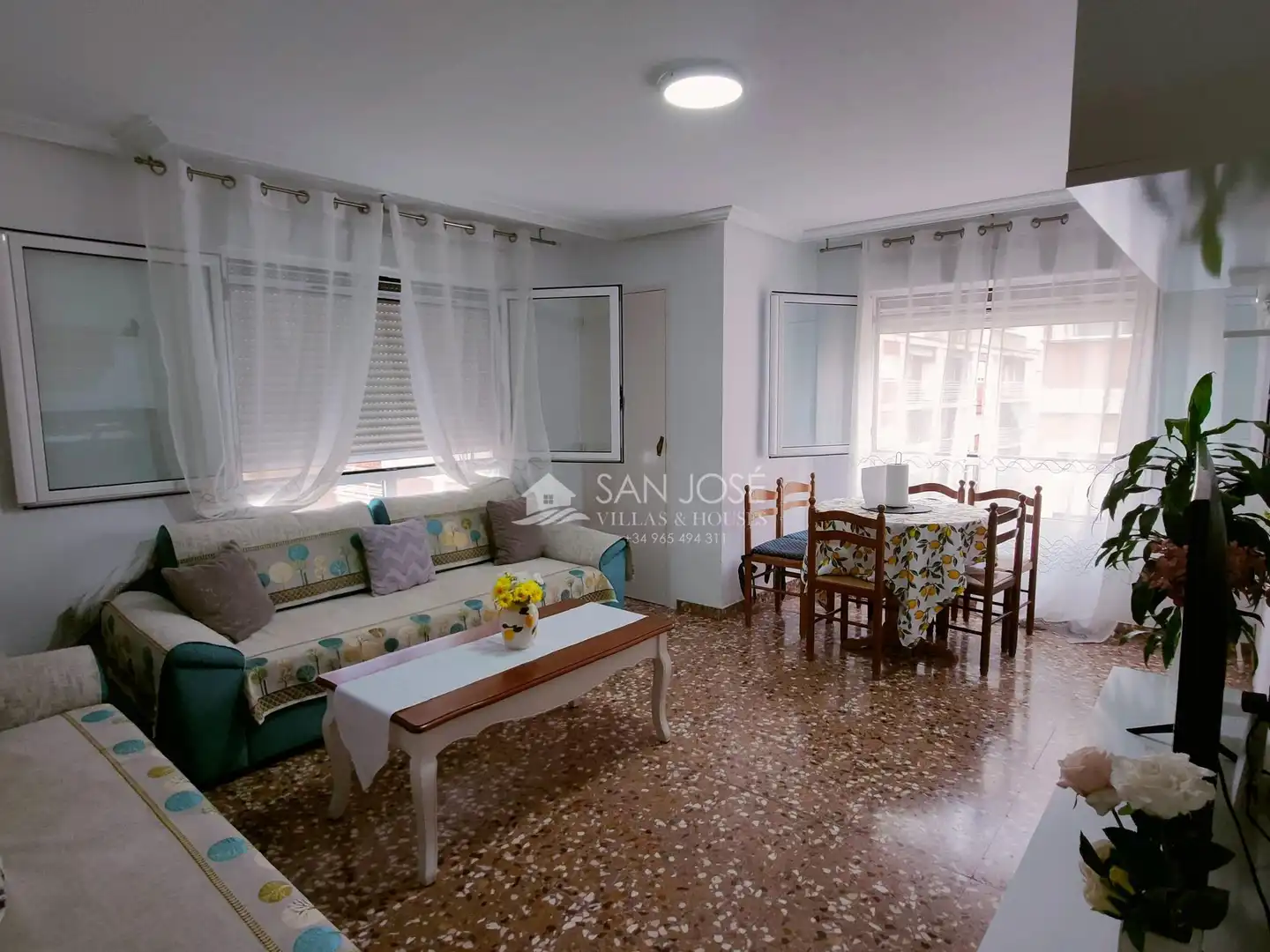 Sala d'estar de Pis en venda en Aspe amb Terrassa, Traster i Moblat