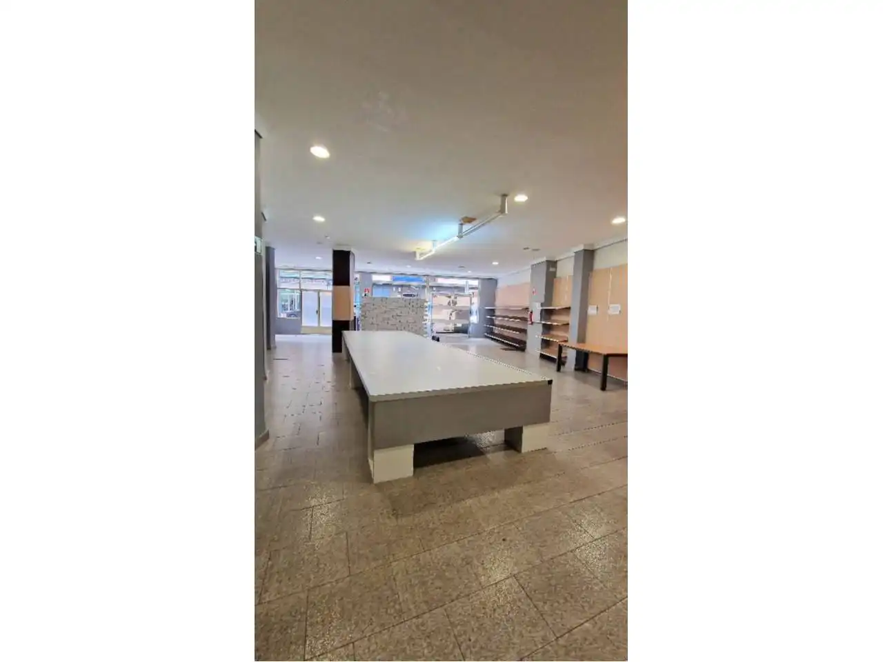 Commercial properties for sale in  Logroño