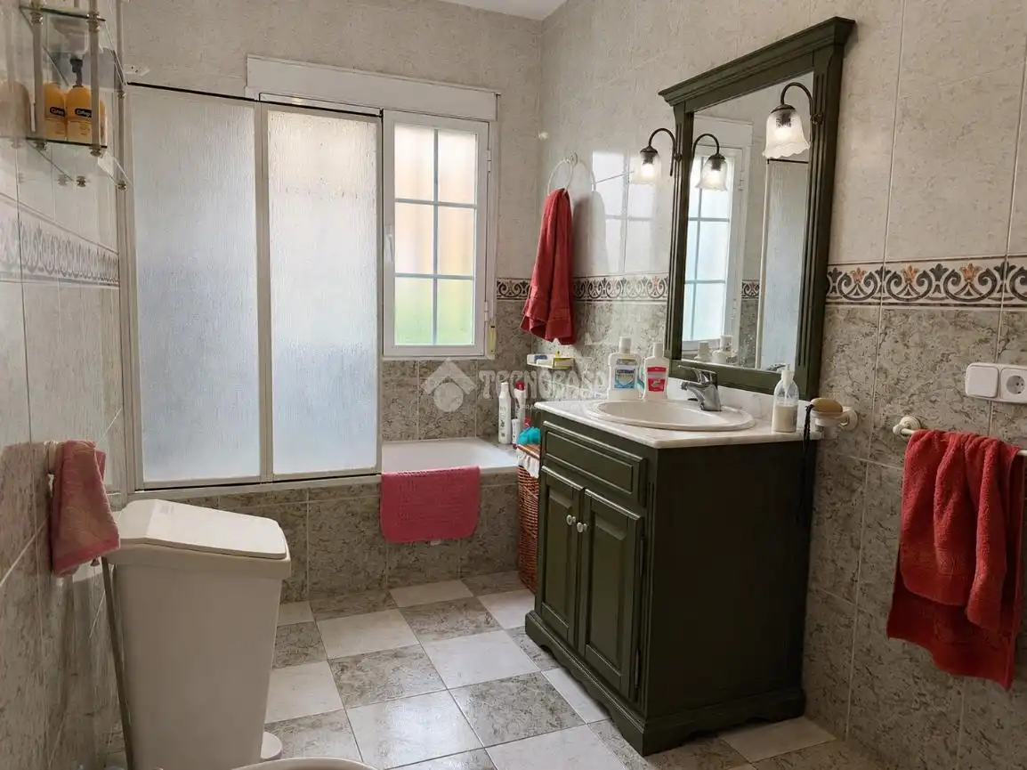 Baño de Casa o chalet en venta en Ciruelos con Calefacción, Piscina y Balcón