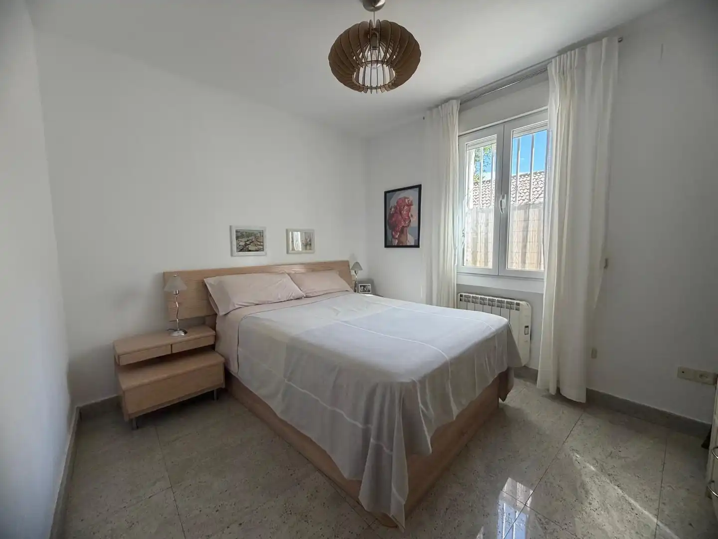 Dormitori de Casa o xalet en venda en Madrid amb Aire condicionat, Calefacció i Jardí privat