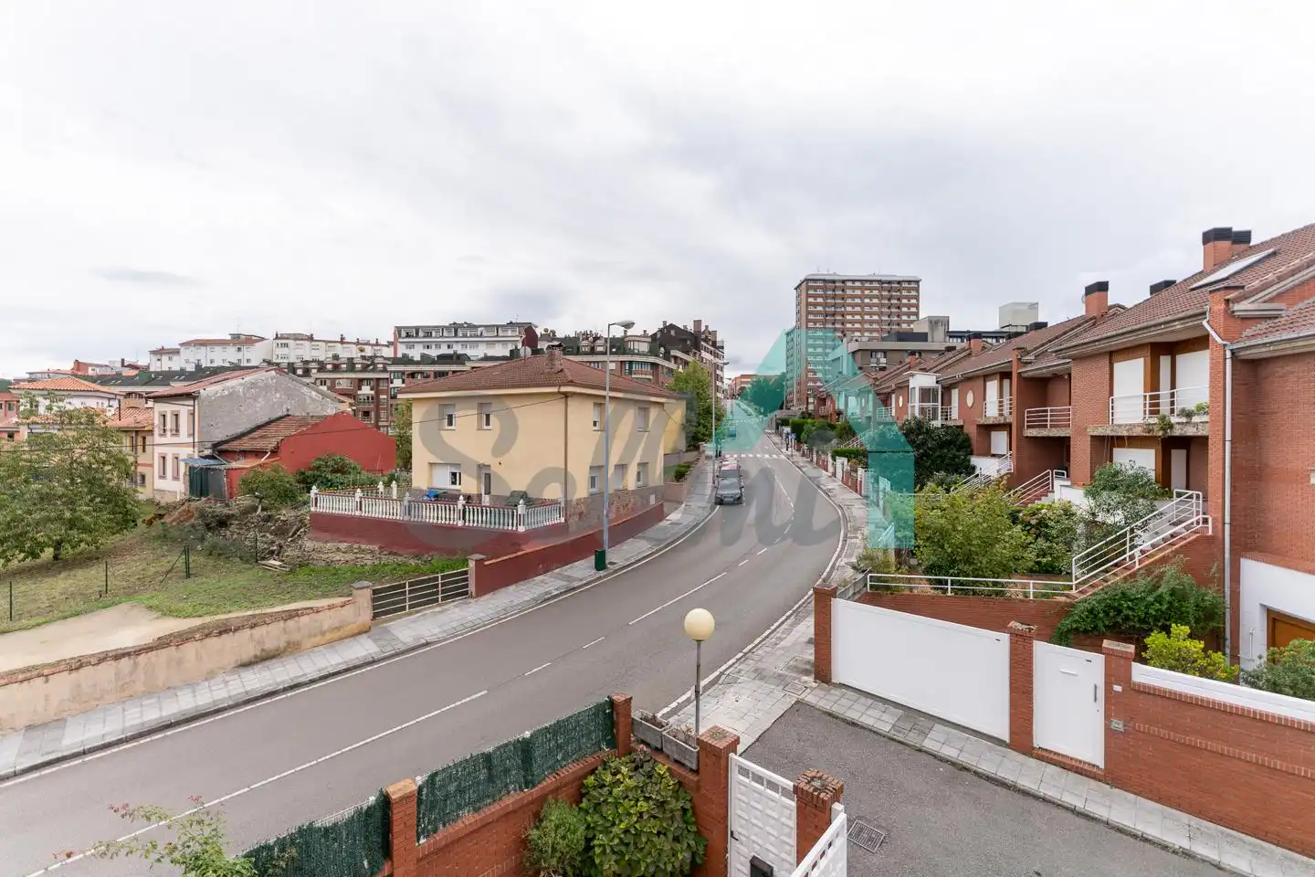 Casa adosada en venda a Calle la Coruña, Olivares