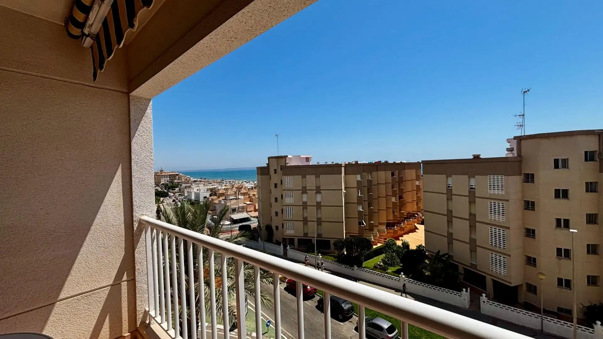 Bedroom of Flat for rent in Guardamar del Segura  with Terrace and Furnished