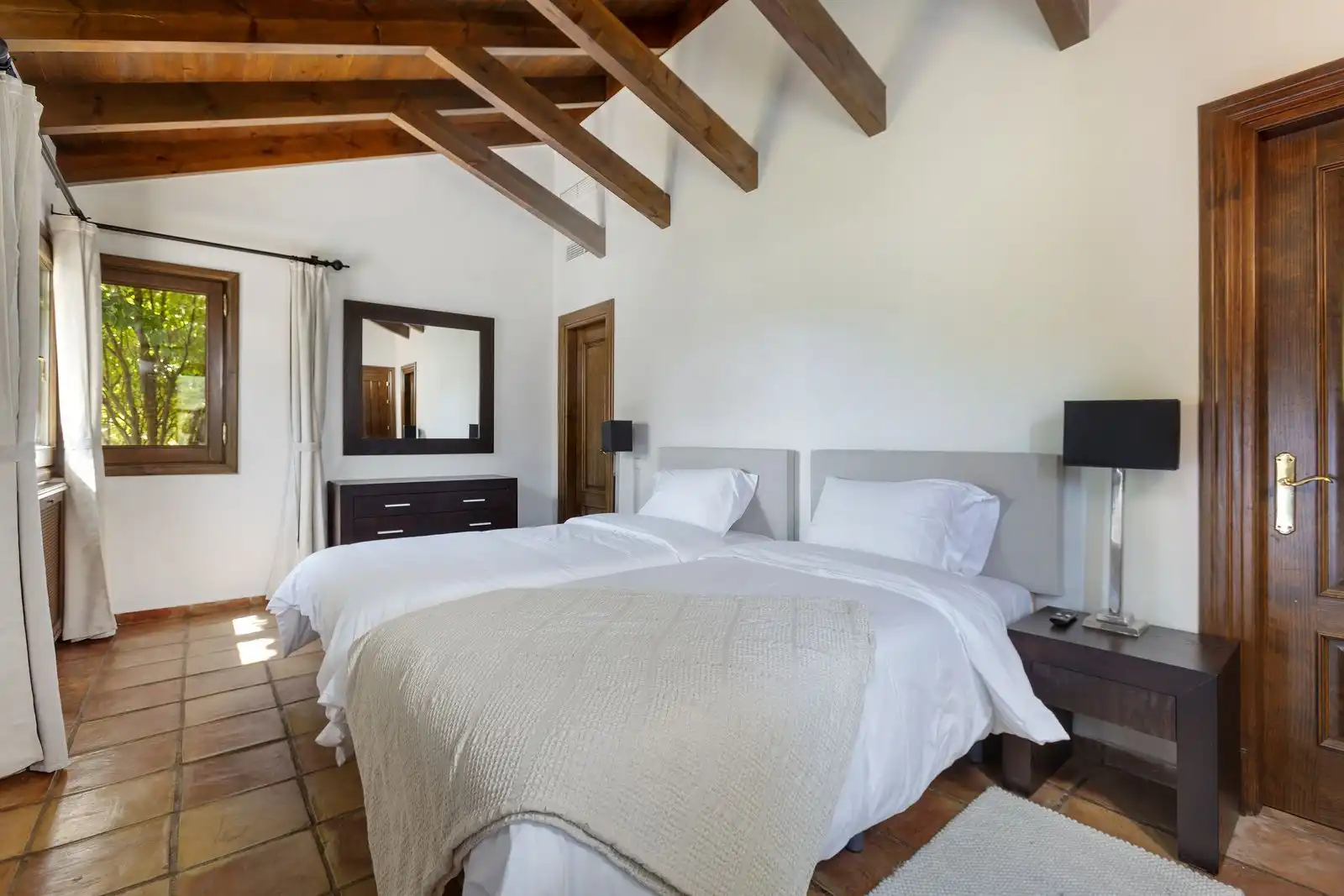 Habitación de Casa o chalet en venta en Igualeja con Aire acondicionado, Jardín privado y Piscina
