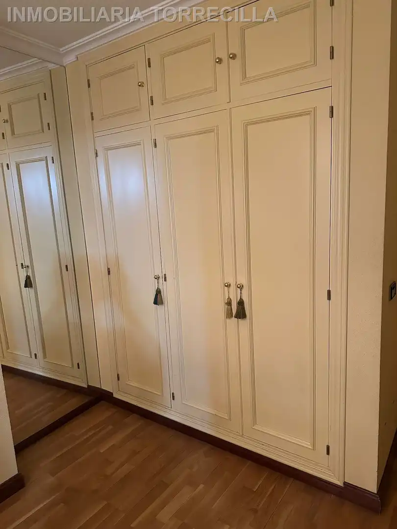 Wohnung zur Miete in Valladolid mit Parkett, Möbliert und Balkon