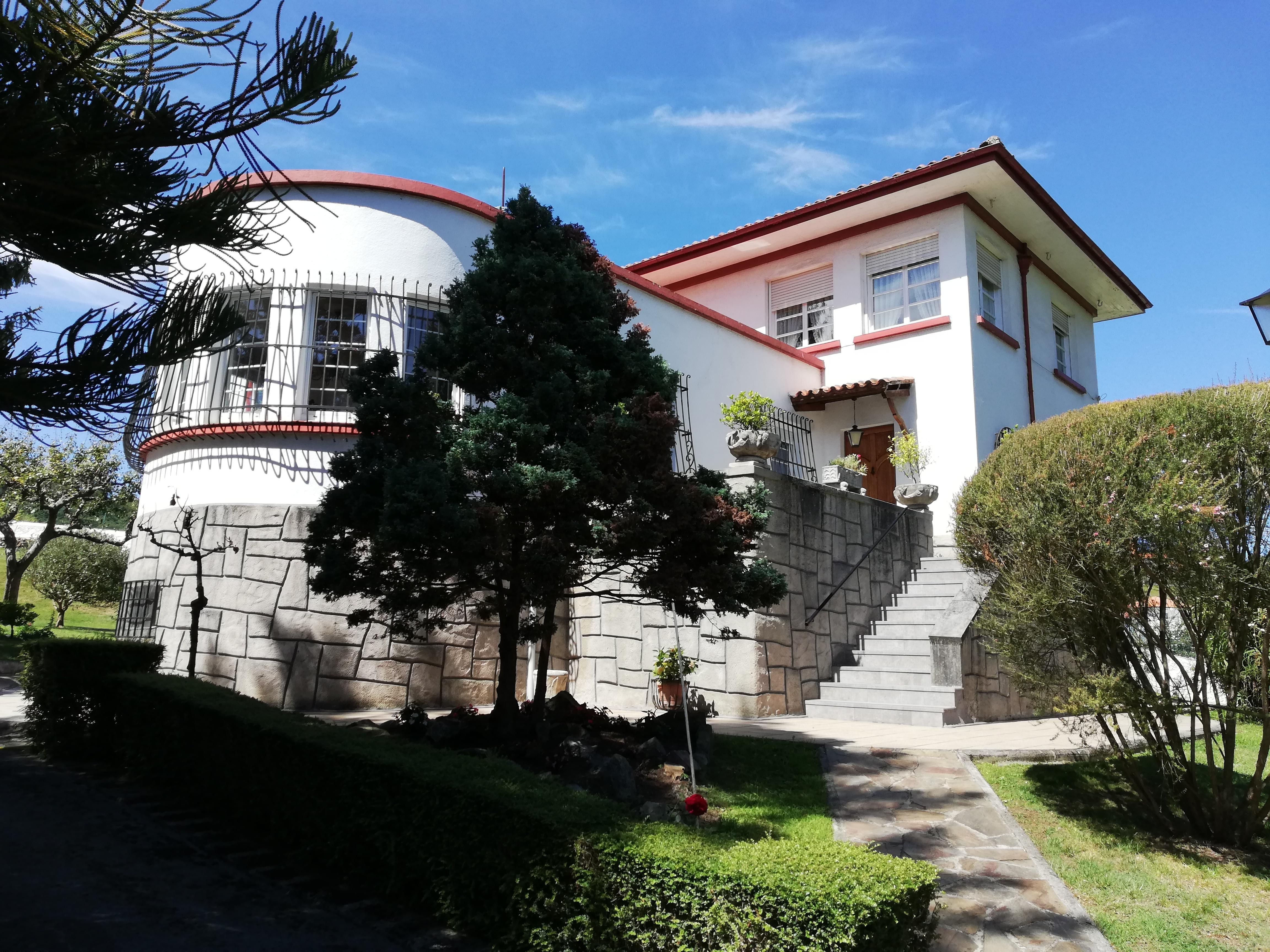 Exterior view of Country house for sale in Castrillón  with Heating