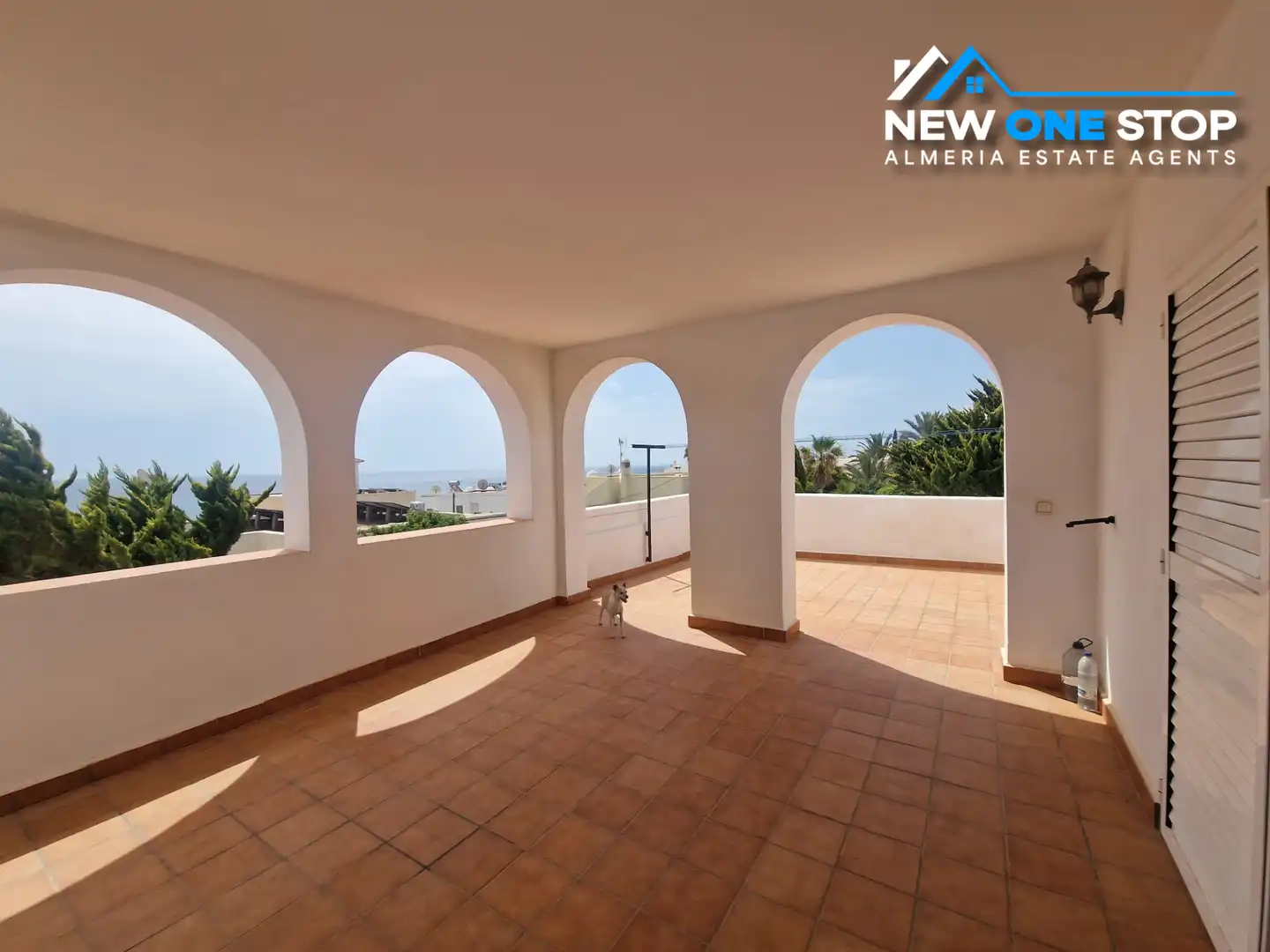 Chalet con terraza en venta en Calle Aleixandre, imagen 3