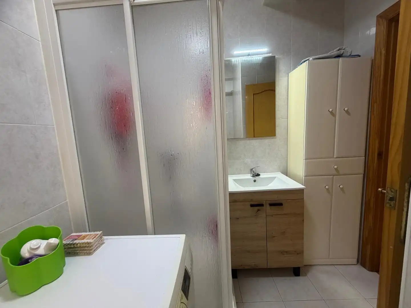 Bathroom of Flat for sale in Águilas  with Air Conditioner and Furnished