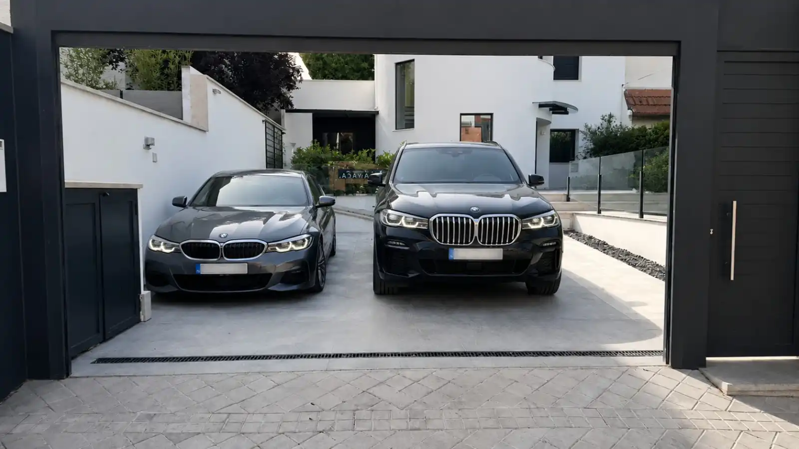 Aparcament de Casa o xalet en venda en Pozuelo de Alarcón amb Aire condicionat, Calefacció i Jardí privat