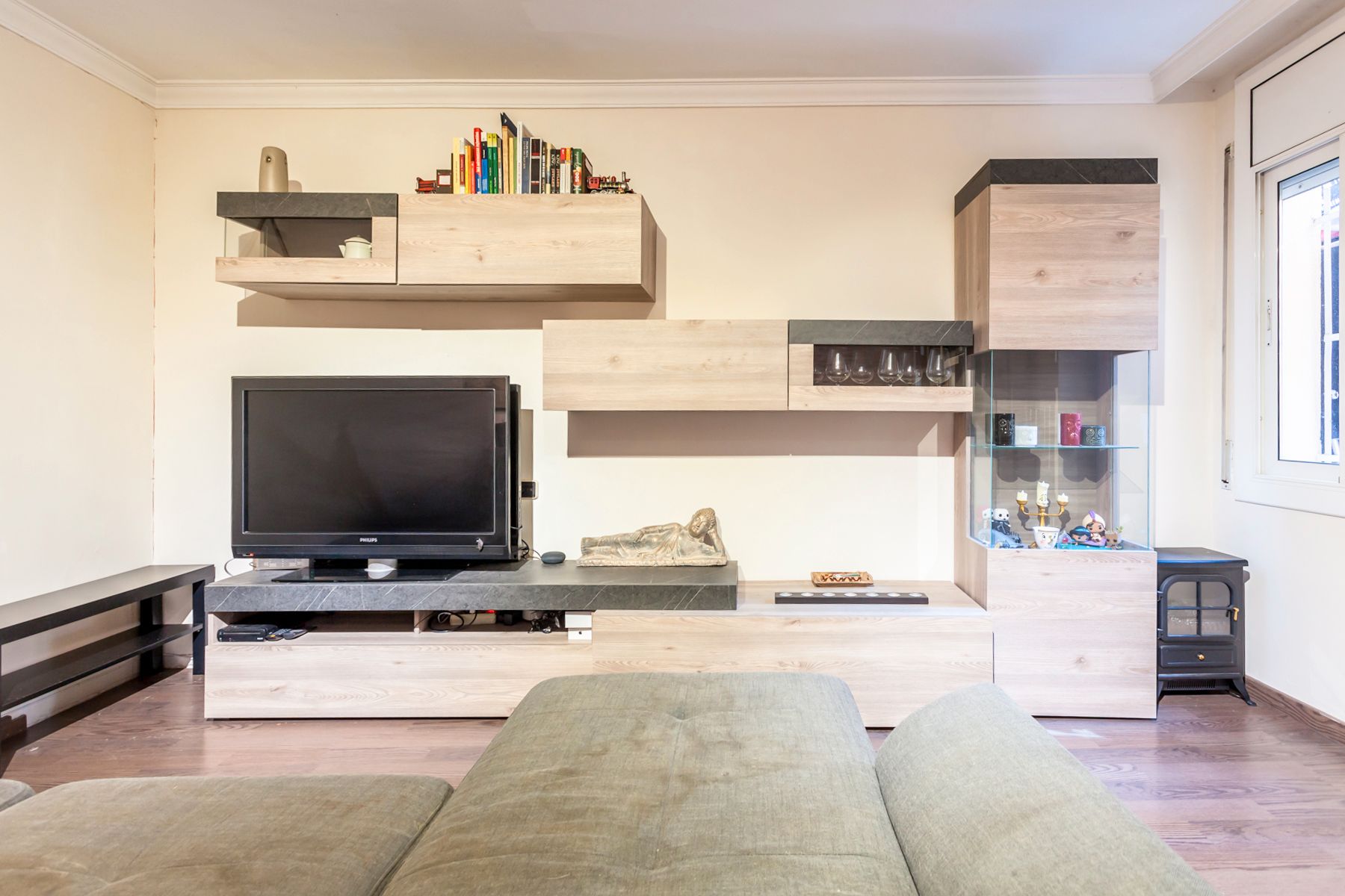 Sala de estar de Planta baja en venta en L'Hospitalet de Llobregat con Terraza