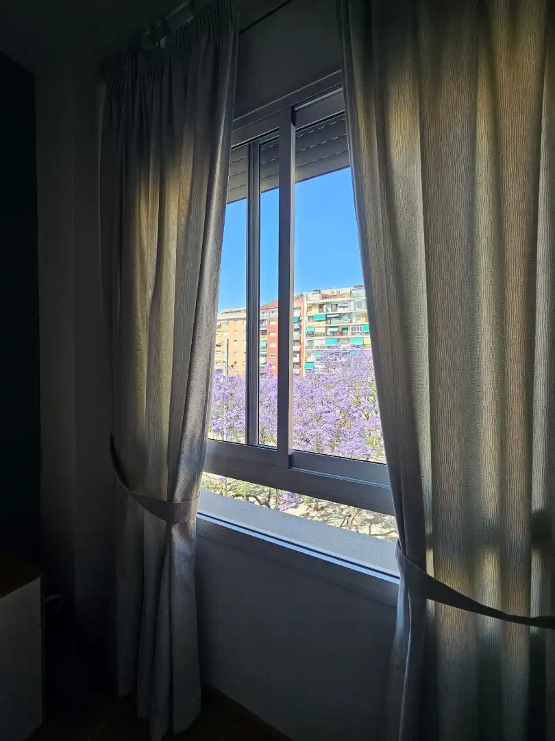 Habitación de Piso en venta en Barcelona con Parquet, Amueblado y Horno