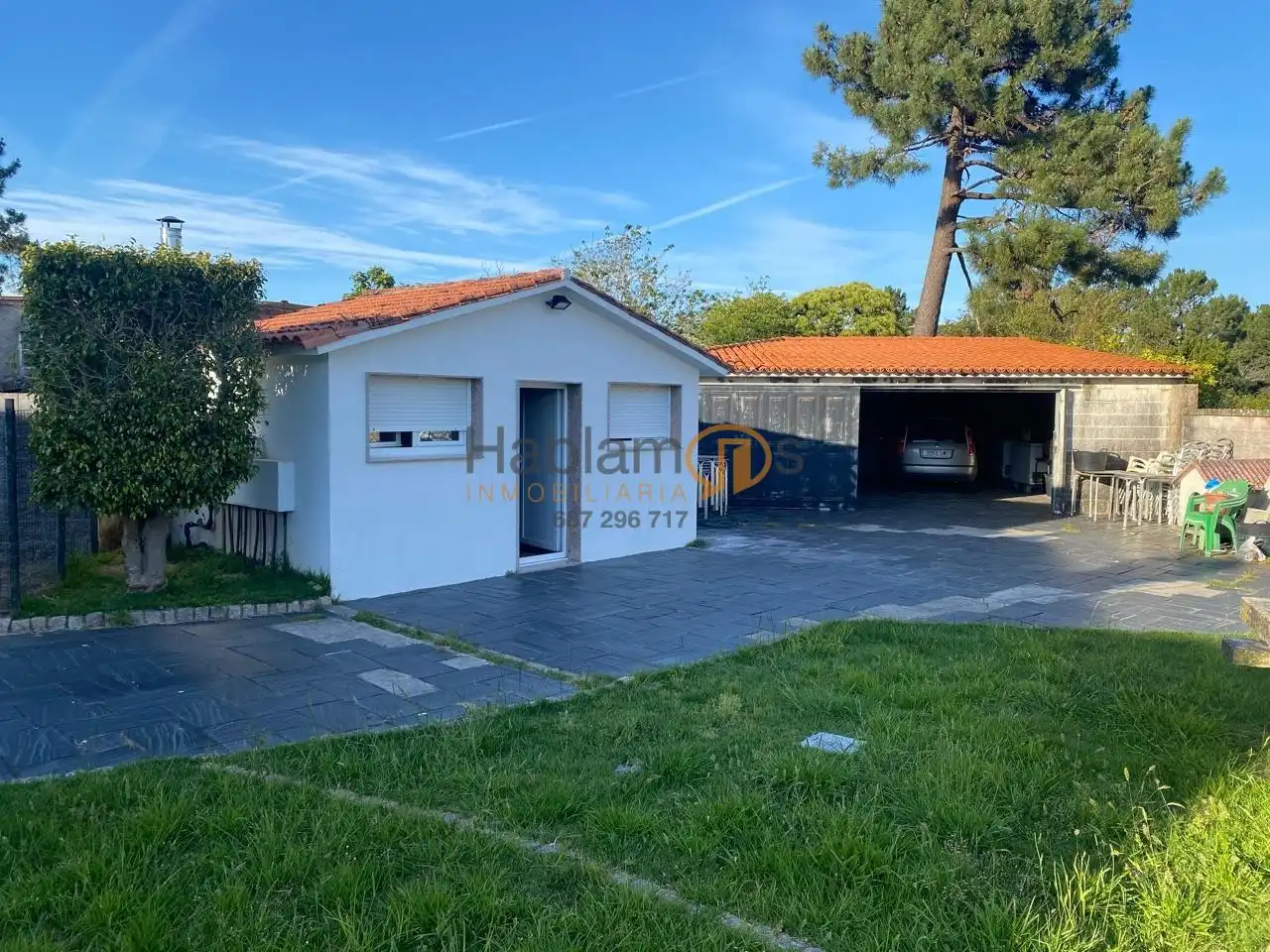 Vista exterior de Casa o chalet en venta en A Illa de Arousa  con Calefacción, Jardín privado y Terraza