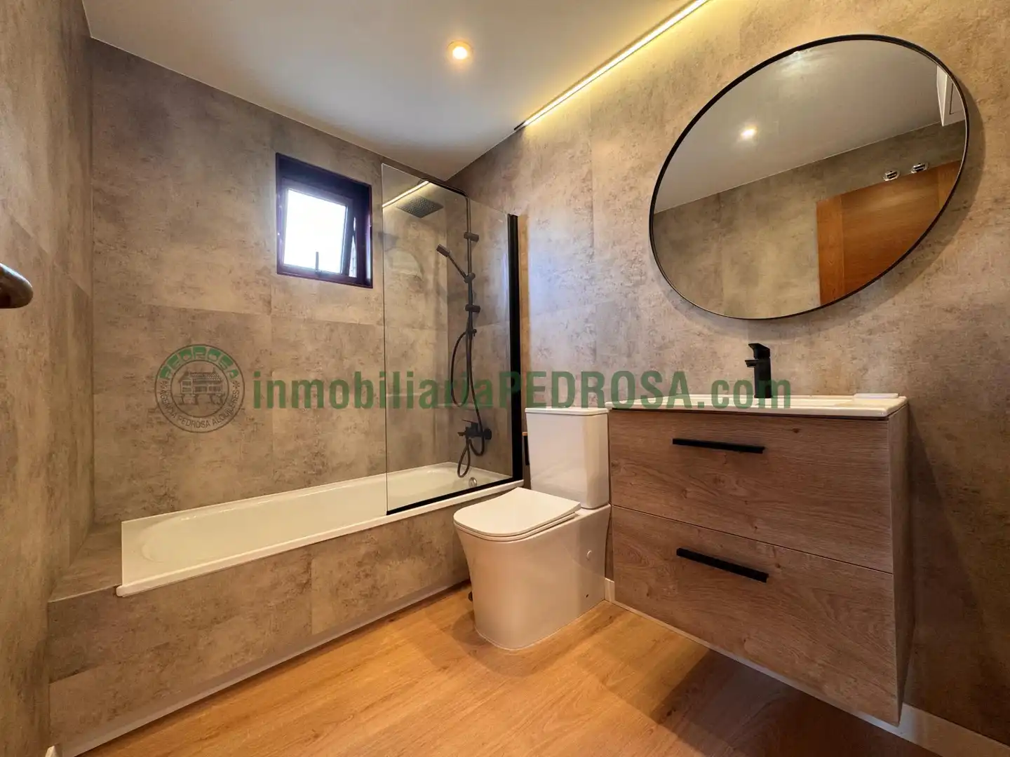 Bathroom of Apartments for sale in Centro - Echegaray