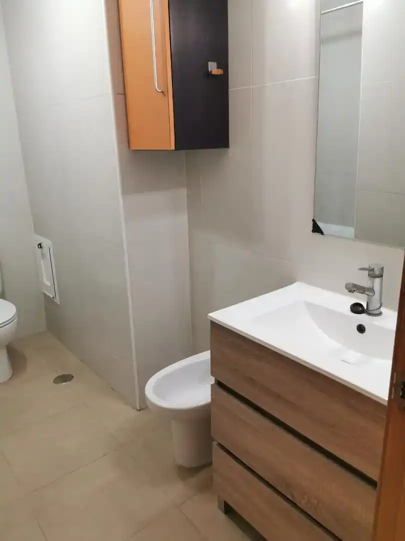 Bathroom of Flat for sale in Tudela  with Air Conditioner and Balcony