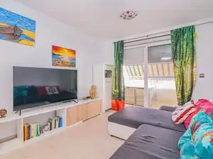 Living room of Flat for rent in Almuñécar  with Air Conditioner, Terrace and Furnished