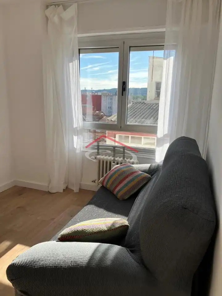 Habitación de Piso de alquiler en León Capital  con Calefacción, Parquet y Terraza