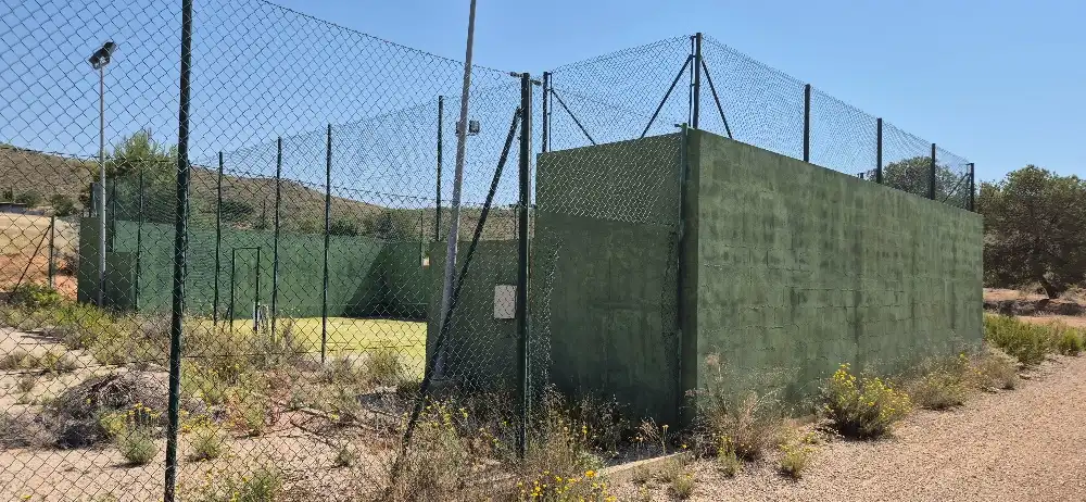 Vista exterior de Terreno en venta en Hellín
