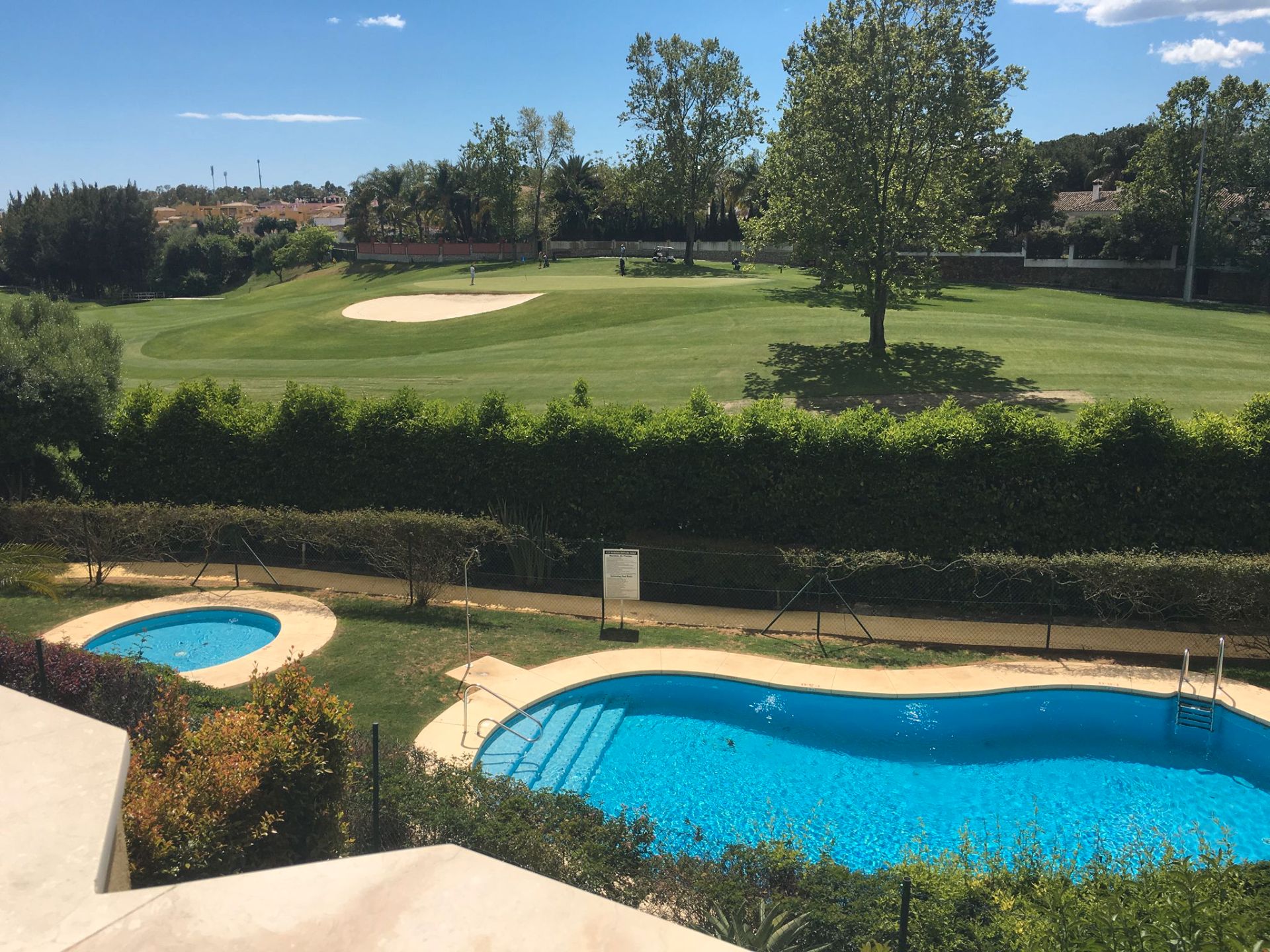 Jardí de Apartament de lloguer en Marbella amb Moblat