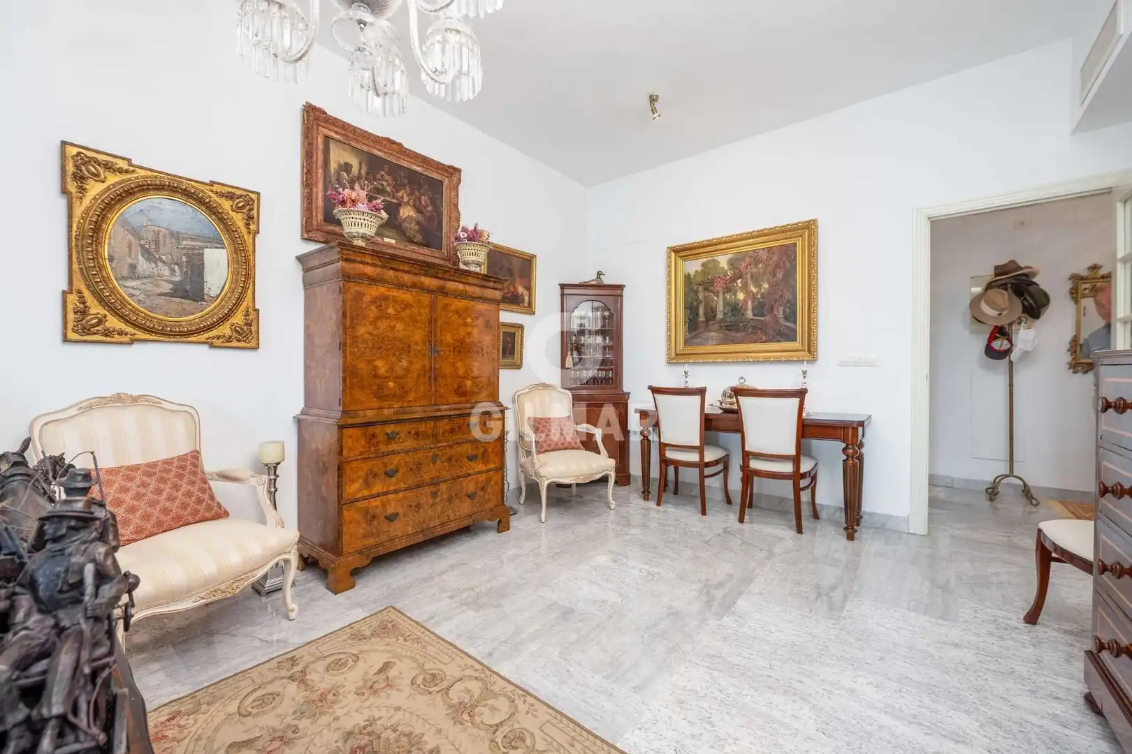 Living room of Flat for sale in Sevilla  with Heating, Private garden and Storage room
