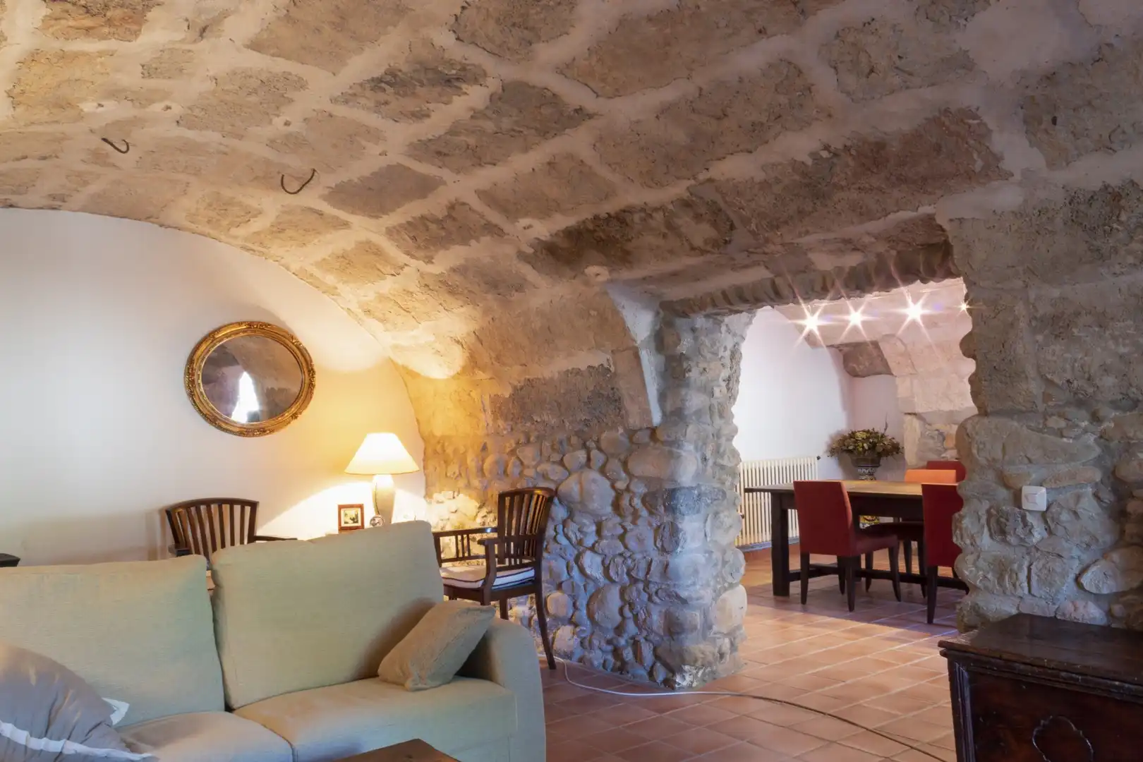Sala d'estar de Finca rústica en venda en Cabanelles amb Calefacció, Terrassa i Moblat