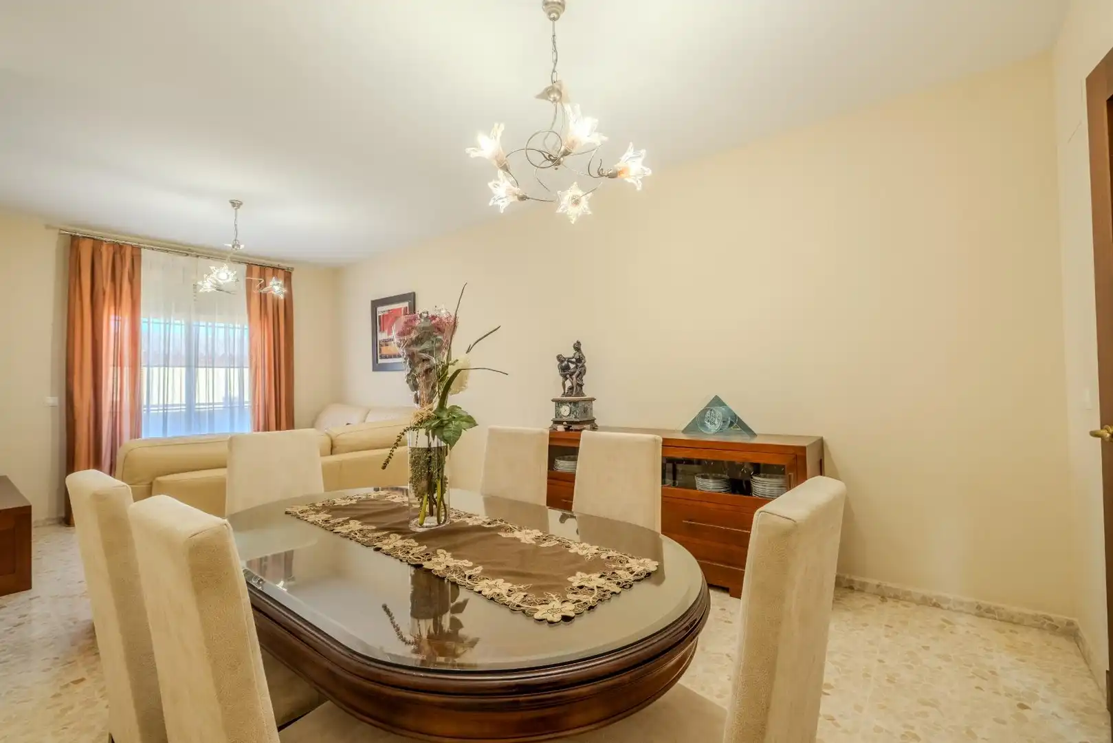 Comedor de Piso en venta en Alcalá de Guadaira con Aire acondicionado, Jardín privado y Terraza