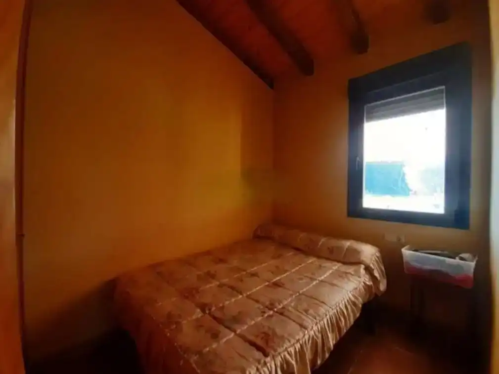 Schlafzimmer von Country house zum Verkauf in Quel mit Privatgarten, Schwimmbad und Möbliert