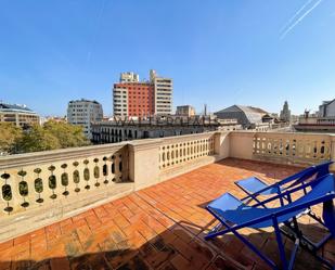 Terrace of Attic to rent in  Barcelona Capital  with Air Conditioner, Heating and Parquet flooring