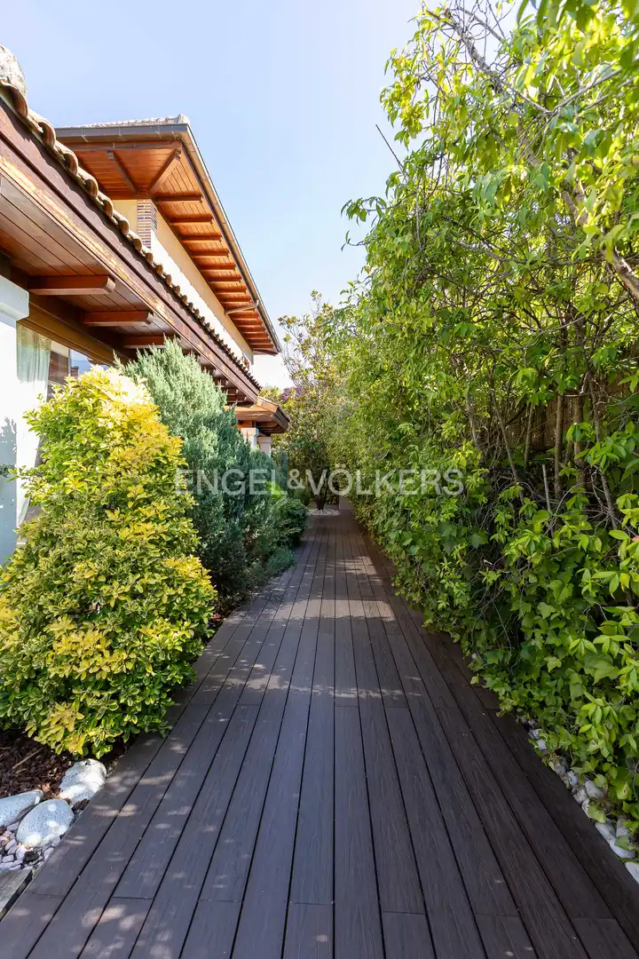 Houses for rent in Encinar de los Reyes