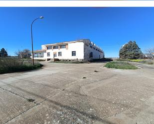 Exterior view of Industrial buildings for sale in Tembleque