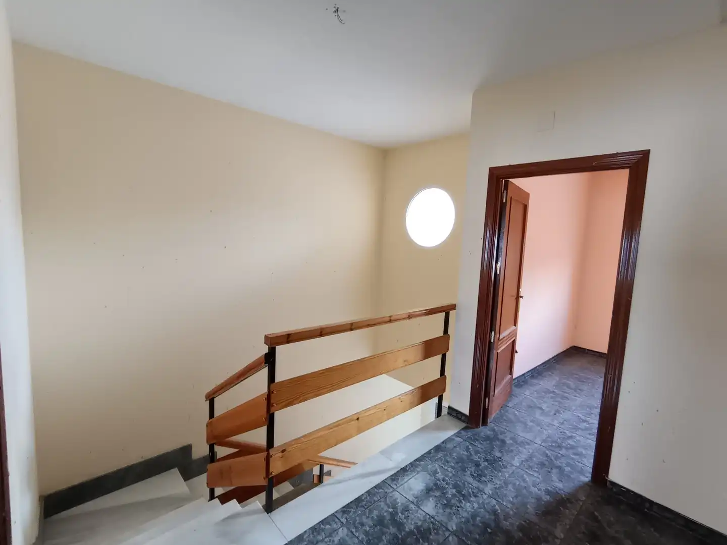 Casa adosada en venta en Calle Granátula, Moral de Calatrava