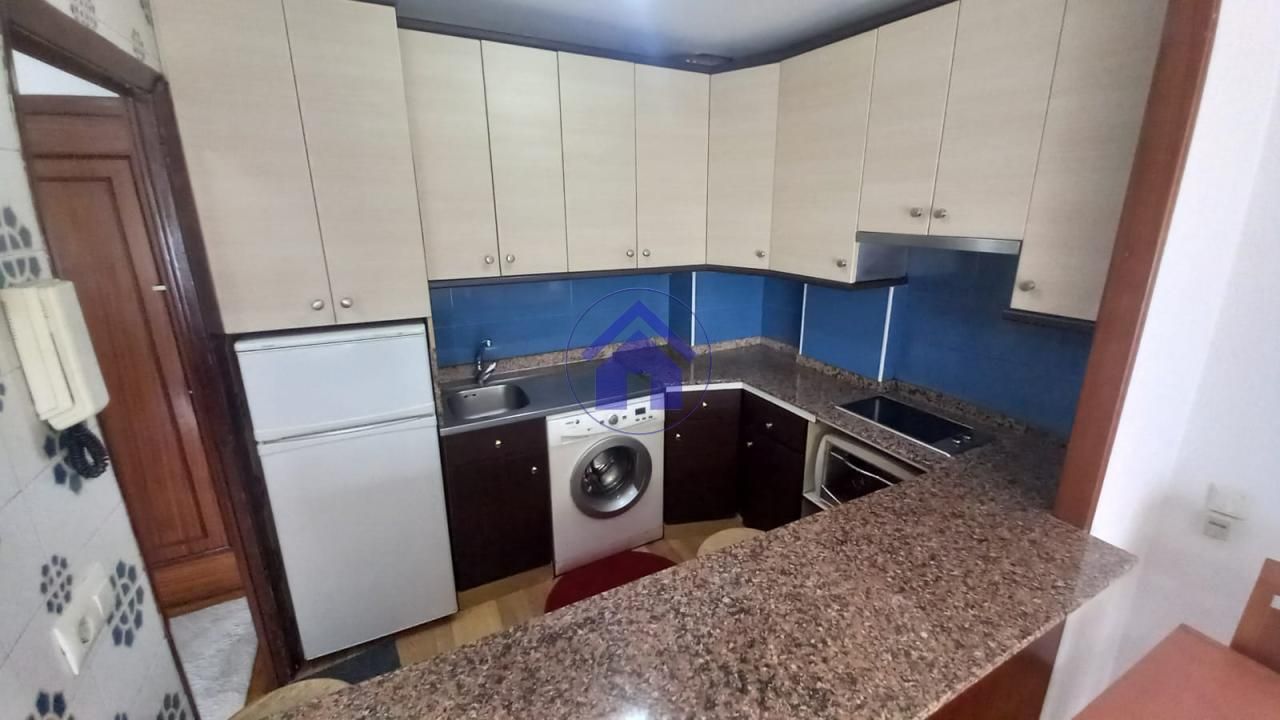 Kitchen of Apartment for sale in Vigo   with Heating, Parquet flooring and Storage room