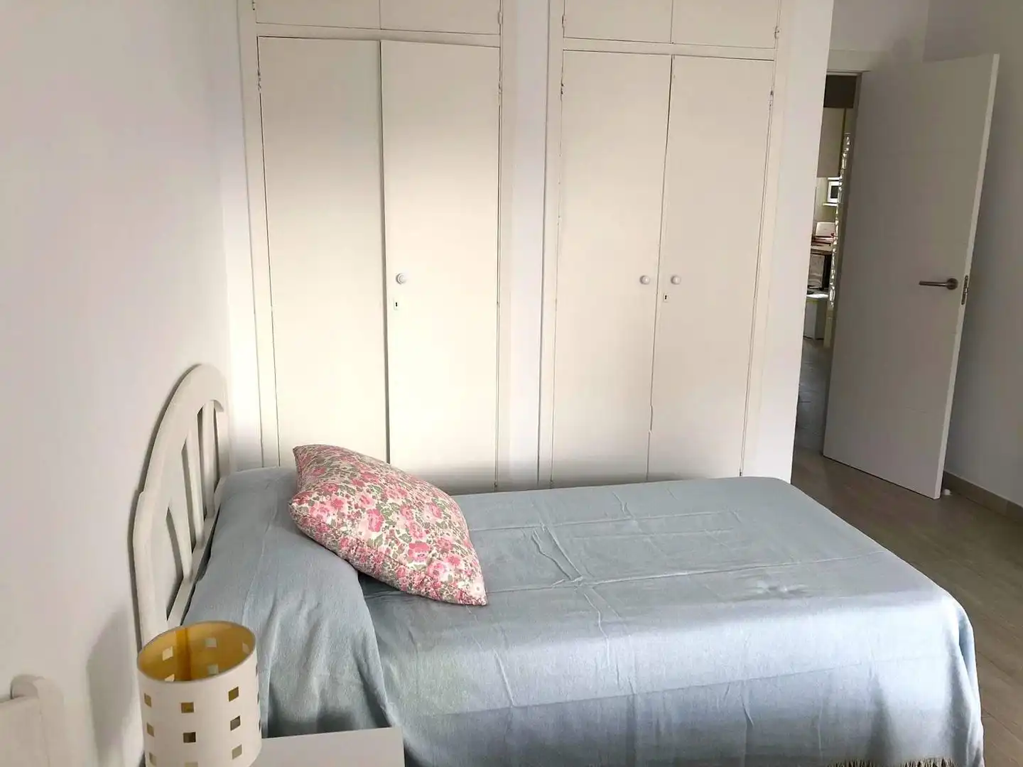 Habitación de Apartamento en venta en Gandia con Jardín privado, Terraza y Balcón