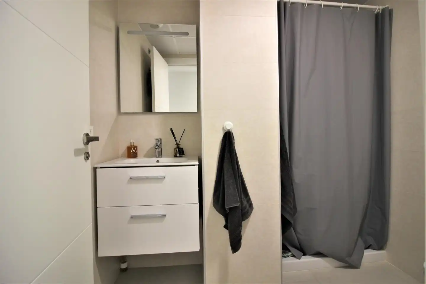 Bathroom of Flat for rent in Roquetas de Mar  with Terrace, Furnished and Community pool