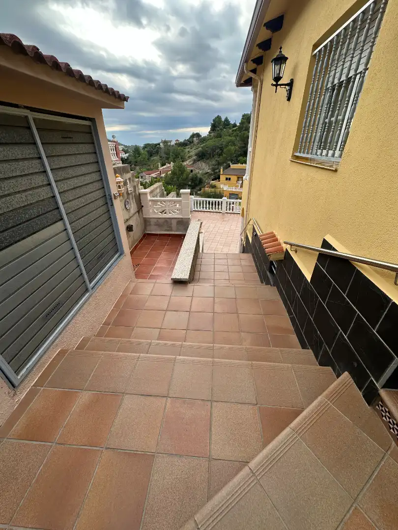 Terraza de Casa o chalet en venta en Castellet i la Gornal con Aire acondicionado, Calefacción y Jardín privado