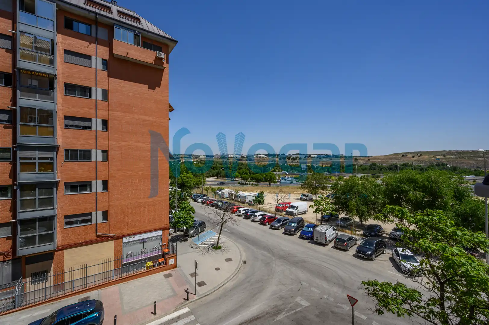 Exterior view of Flat for sale in Madrid  with Air Conditioner, Heating and Community pool