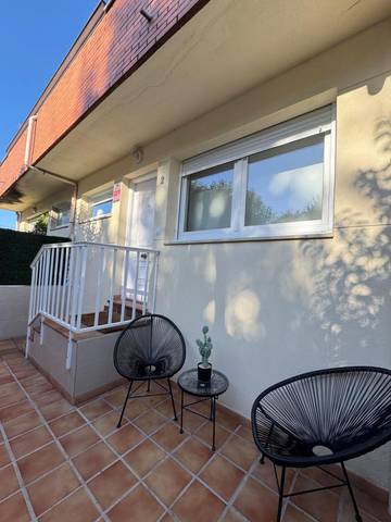 Casa adosada en Venta en FERNANDEZ VALLEJO en Tanos