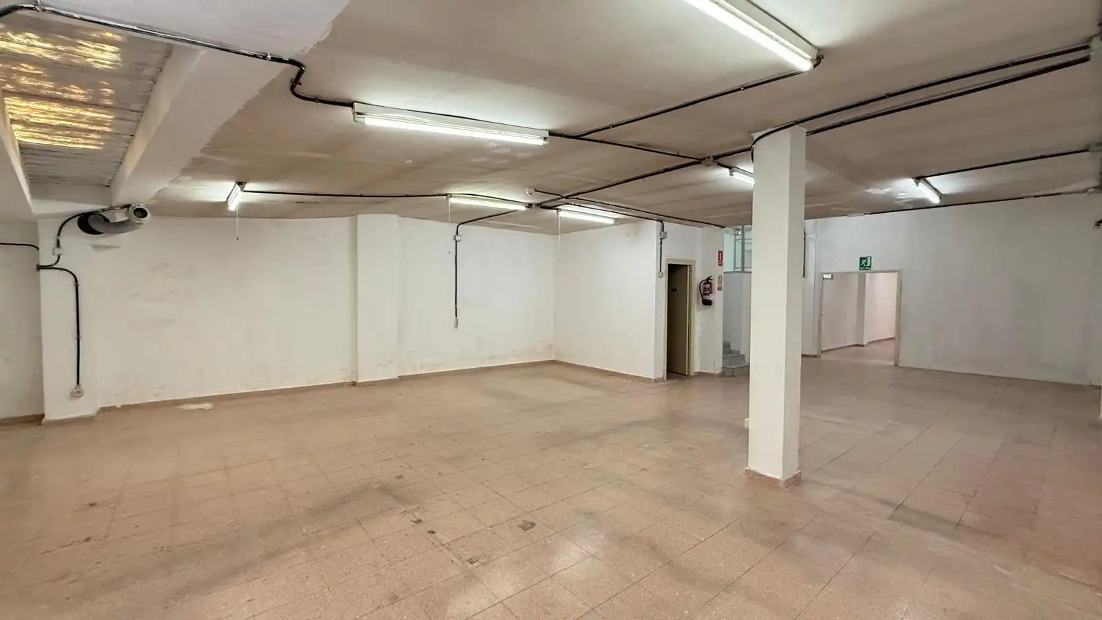 Local comercial en venda a Centre, imagen 5