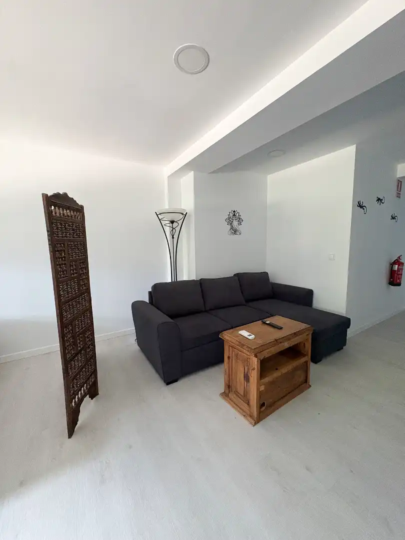 Local comercial de lloguer a Calle Isla de la Toja 14, imagen 9