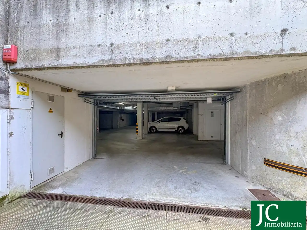 Parking de Planta baja en venta en Bárcena de Cicero con Calefacción, Jardín privado y Terraza