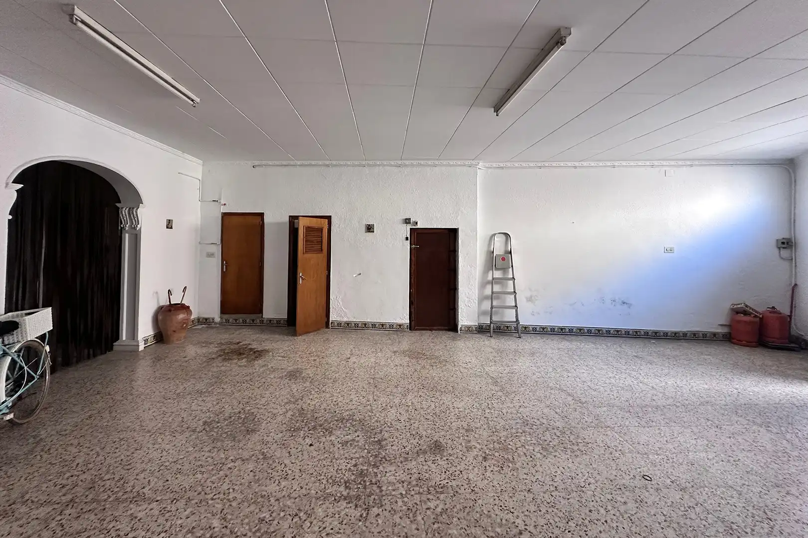 Locale commerciale in vendita a Carrer d'Ulldecona, imagen 4