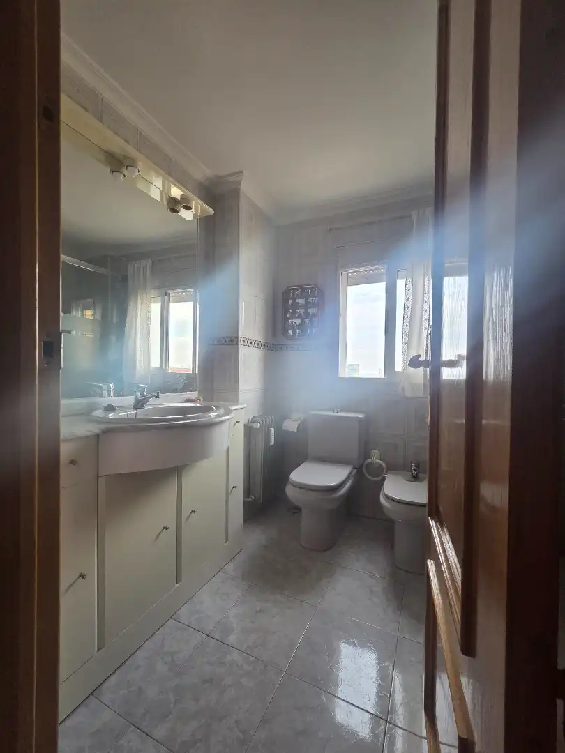 Baño de Piso en venta en Badajoz con Aire acondicionado, Parquet y Terraza