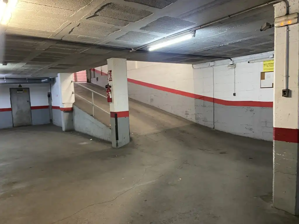 Einzelparkplatz zum Verkauf in Dr. Antoni Pujades, imagen 3