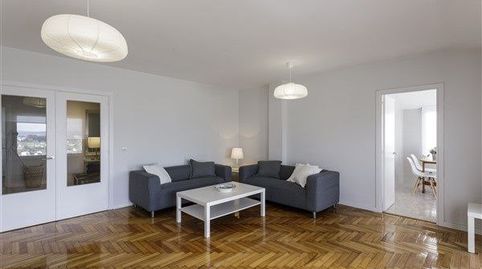 Foto 2 de Apartamento en venta en Avenida Da Coruña, A Piriganlla - Albeiros - Garabolos, Lugo Capital