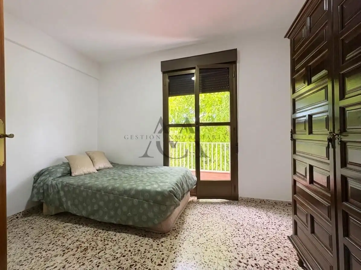 Schlafzimmer von Haus oder Chalet zum Verkauf in Lucena mit Privatgarten, Abstellraum und Schwimmbad